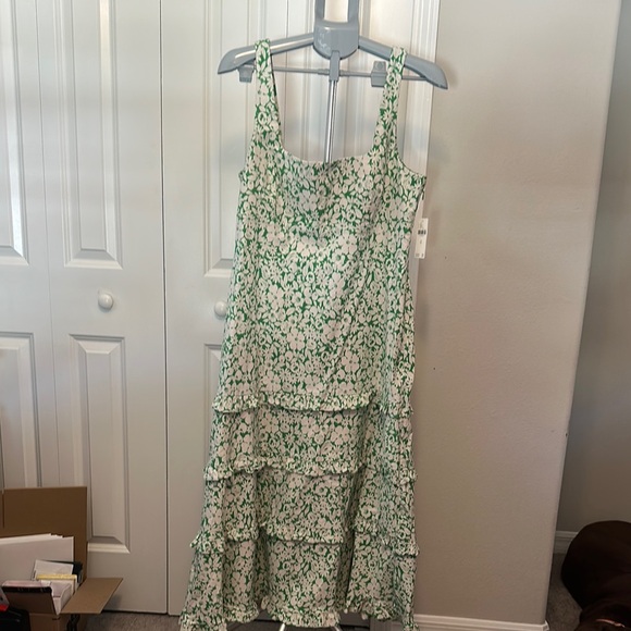 Anthropologie Dresses & Skirts - Floral Green Sleeveless Dress Anthropologie